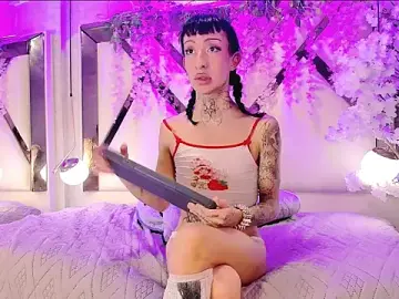 Stripchat Free Live Porn of MadisonWood01