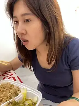 Stripchat Adult Webcams of Liliya-77