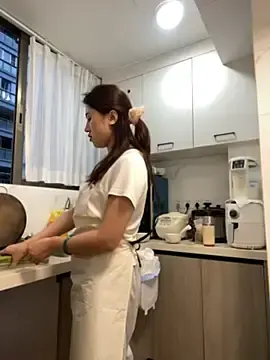 Stripchat Adult Webcam of Liliya-77