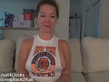 Stripchat Adult Webcam of boomboomr00m