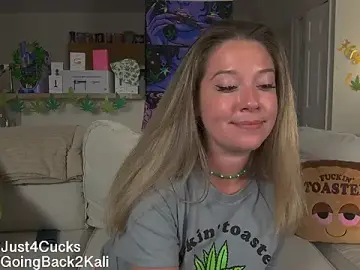 Stripchat Watch Live Sex Cams of boomboomr00m