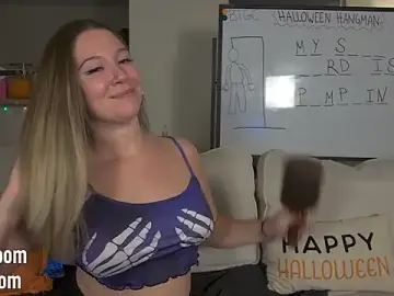 Stripchat Live Sex of boomboomr00m