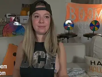 Stripchat Watch Live Sex Cams of boomboomr00m