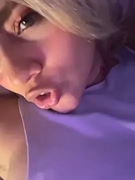 Stripchat Adult Webcam of Pretty_Milaa