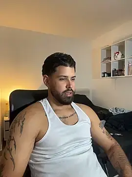 Stripchat Watch Live Sex Cams of Justyn_Torres