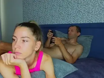 Stripchat Watch Live Sex Cams of Kristi_Wolf
