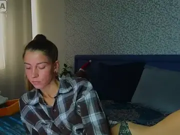 Stripchat Watch Live Sex Cams of Kristi_Wolf