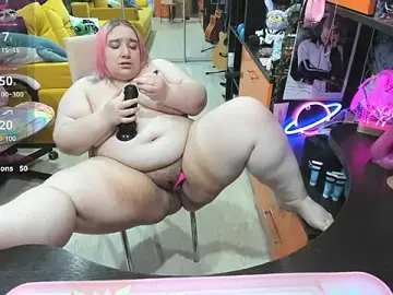 Stripchat Live Sex Cam of Softie_Sofy