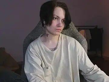 Stripchat Live Sex Cam of esajukyy