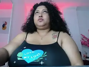 Stripchat Live Porn of Ayliinn_