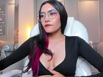 Stripchat Watch Live Sex Cams of AzuraKindong