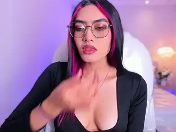 Stripchat Live Sex Cam of AzuraKindong