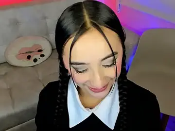 Stripchat Nude Webcam of tinysara