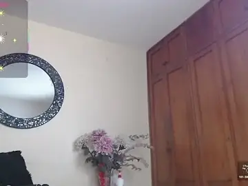 Stripchat Nude Webcam of NicoleSantana