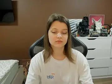 Stripchat Live Sex Cam of SoniNesti