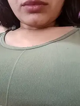 Stripchat Sex Cam of CuteSarikaLIVE