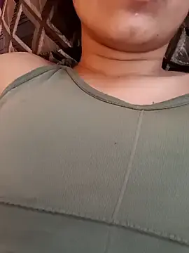 Stripchat Nude Webcam of CuteSarikaLIVE