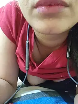 Stripchat Free Live Porn of CuteSarikaLIVE