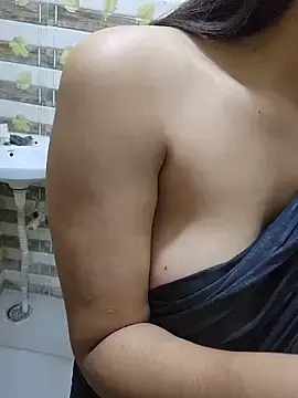 Stripchat Private Sex Chat of CuteSarikaLIVE
