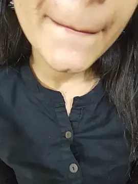 Stripchat Live Sex of CuteSarikaLIVE
