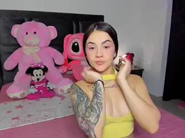 Stripchat Nude Webcam of Paulet_Johnson