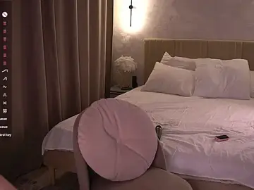 Stripchat Adult Webcam of RaiArgand