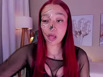Stripchat Live Sex Cam of charlotte_bluee