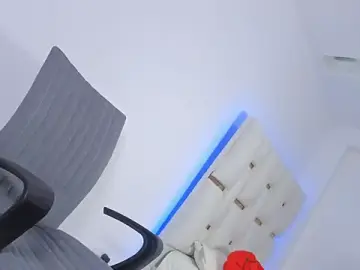 Stripchat Best live sex cam show of MissCarolinne
