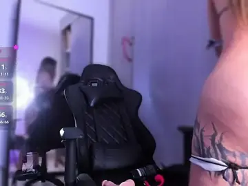 Stripchat Watch Live Sex Cams of ScarlettKentt
