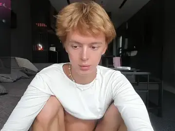 Stripchat Sex Cam of angelAndyy
