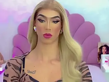 Stripchat Nude Webcam of briana_sex32