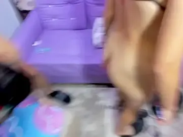 Stripchat Adult Video Chat of hot-threesome