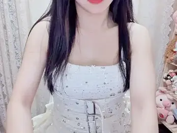 Stripchat Free Porn Cam of Rellababyy