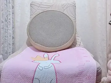 Stripchat Free Live Porn of Rellababyy