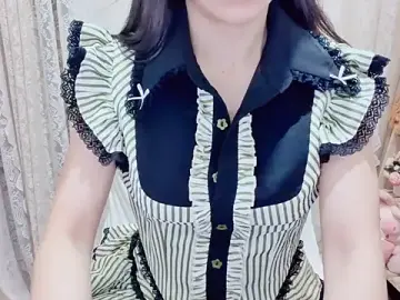 Stripchat Watch Live Sex Cams of Rellababyy