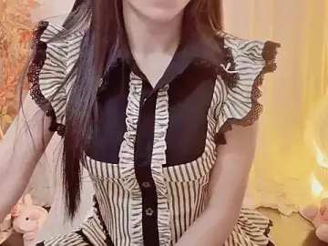 Stripchat Watch Live Sex Cams of Rellababyy