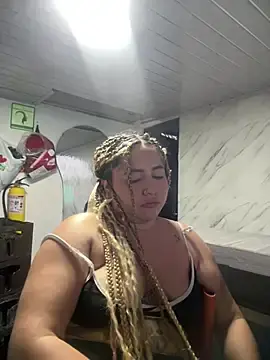 Stripchat Live Sex of Moom_evil1177