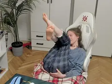 Stripchat Live Sex Cam of Silly__Milly