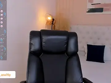 Stripchat Watch Live Sex Cams of LOISE-XX