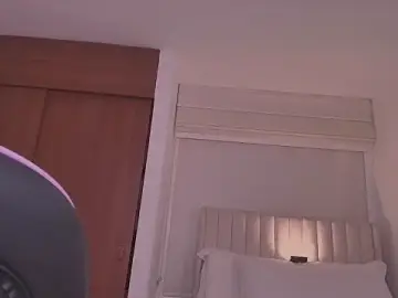 Stripchat Nude Webcam of ArianaReynoldss