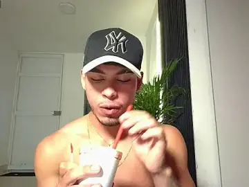 Stripchat Live Porn of Ken-boy_