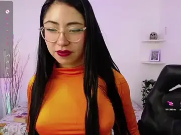 Stripchat Free Porn Cam of demyanderson_