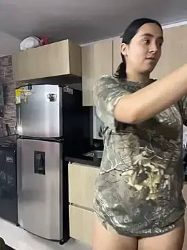 Stripchat Free Live Porn of karla_nill