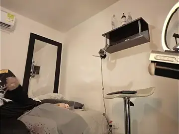 Stripchat Adult Webcams of RyanMira