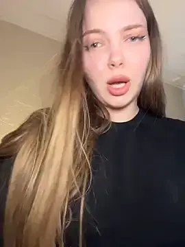 Stripchat Nude Webcam of SinCityDoll