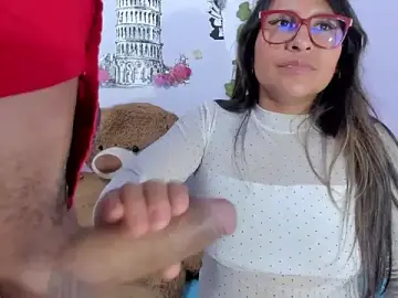 Stripchat Live Porn of NataliaAndJulliam