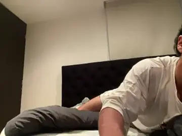 Stripchat Free Live Porn of DesireLuxe