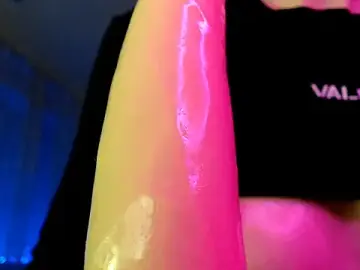 Stripchat Free Live Porn of Iris_lave