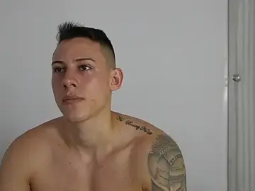 Stripchat Adult Webcam of Muscle_King_Cum