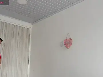 Stripchat Watch Live Sex Cams of Muscle_King_Cum